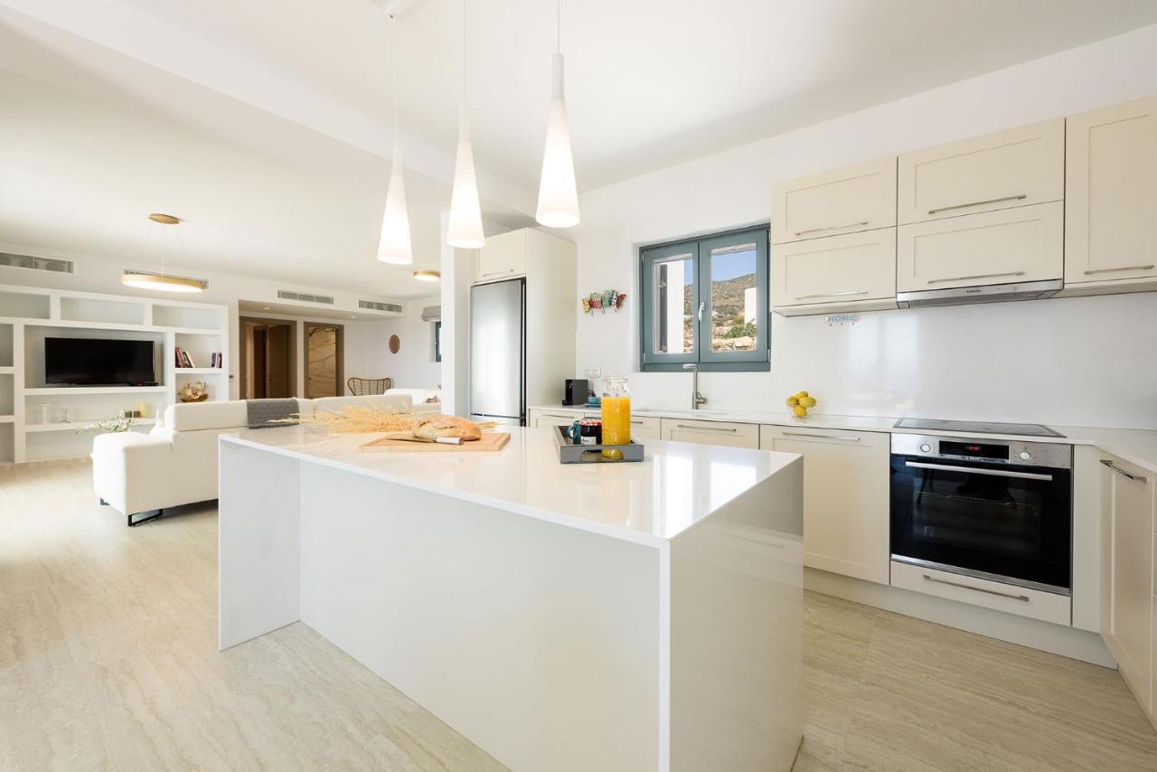 Villa Complex White And Rocks Парос Экстерьер фото