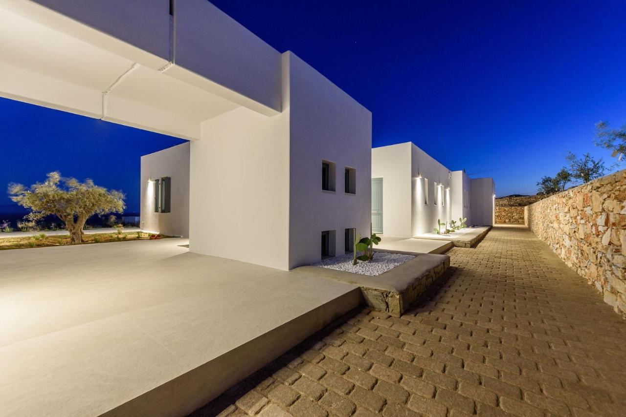 Villa Complex White And Rocks Парос Экстерьер фото