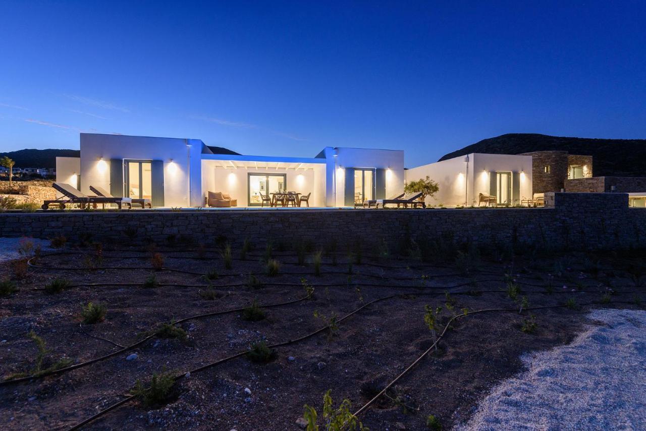 Villa Complex White And Rocks Парос Экстерьер фото